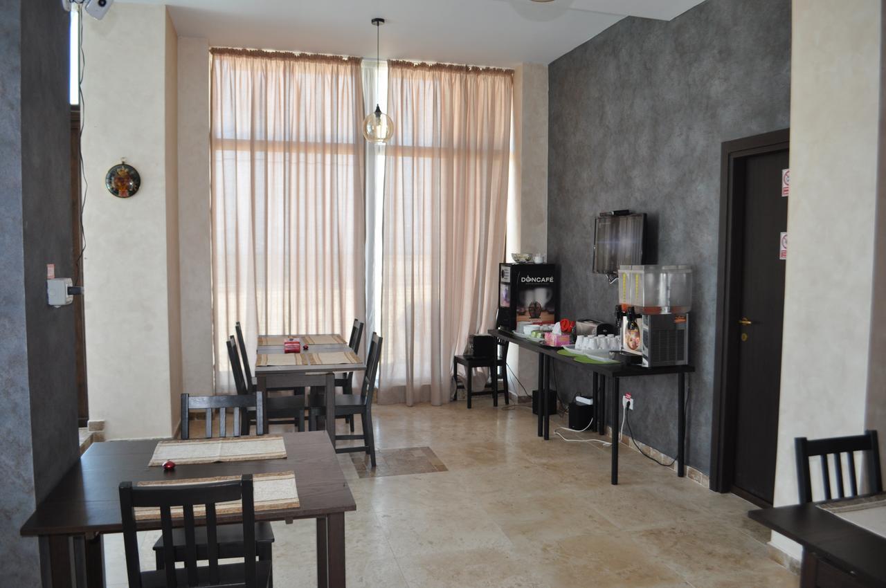 Sara Hotel Vama Veche Luaran gambar