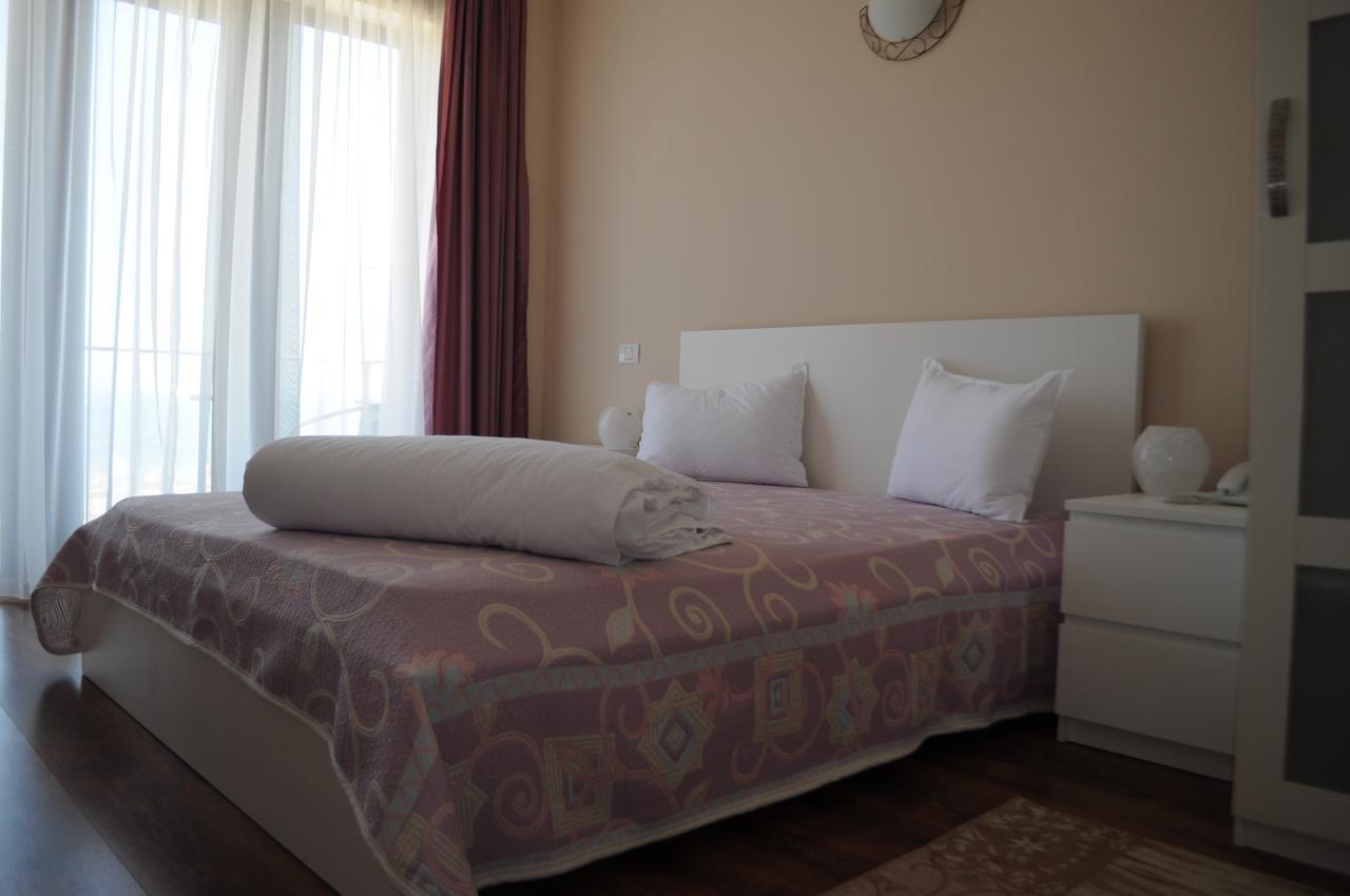 Sara Hotel Vama Veche Luaran gambar